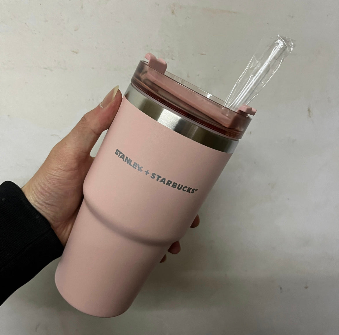 (Factory Surplus) Stanley Quencher H2.0 FlowState Stainless Steel Vacuum Insulated Tumbler with Lid and Straw for Water, Iced Tea or Coffee
