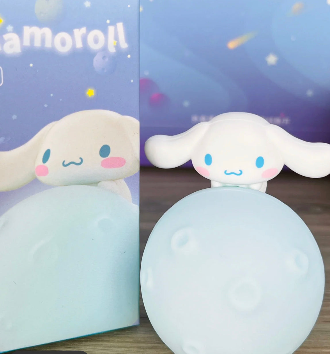 Sanrio moon lamp