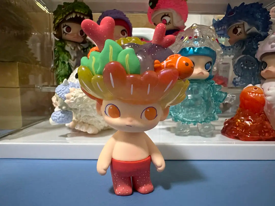 POP MART Dimoo Aquarium Series Blind Box Doll for ages 15+