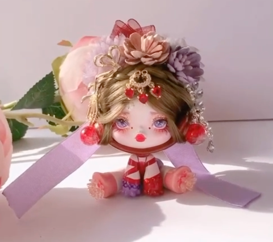 SP LuoChen Display Redesign Doll