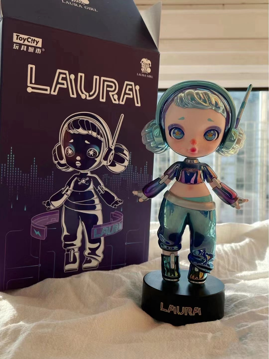 Laura Size 150% Interstellar Echo Big Figure Mega Doll