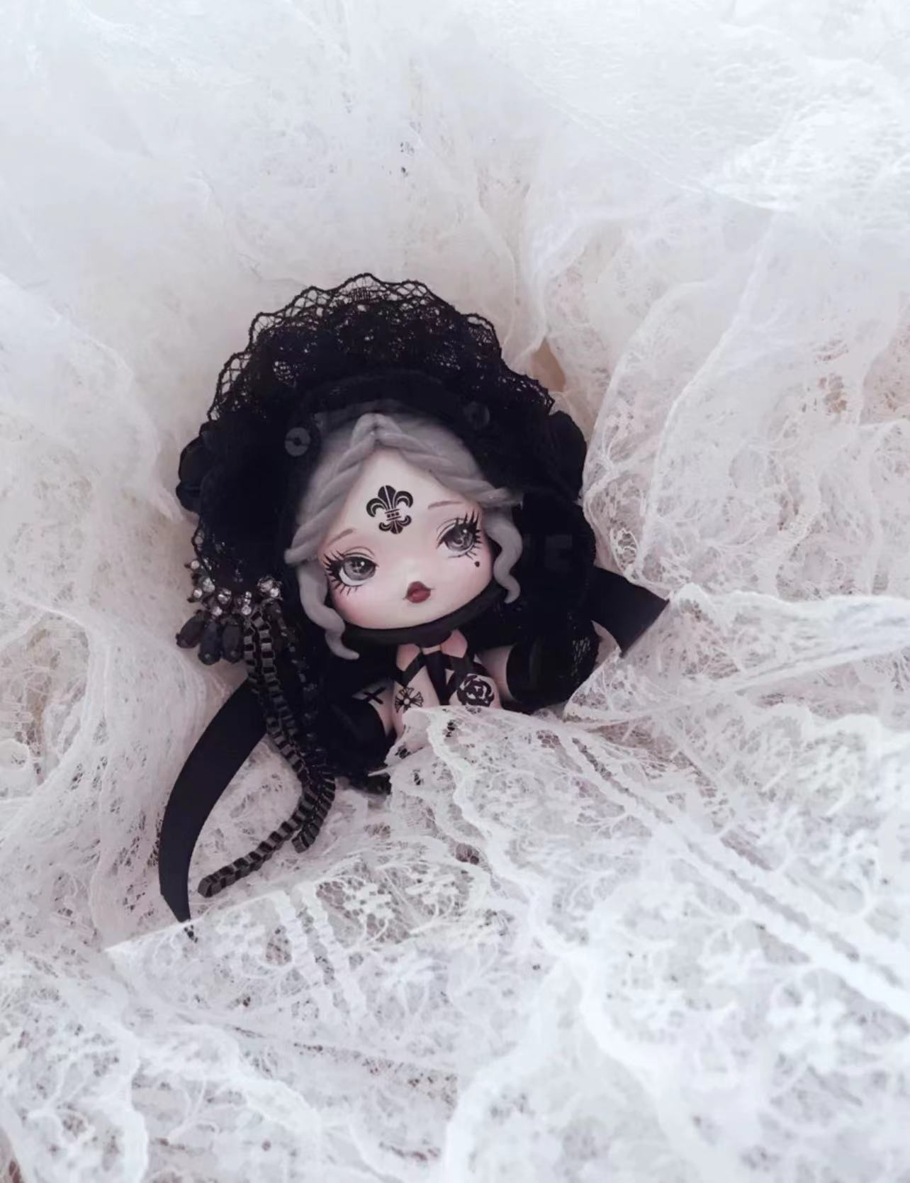 SP Black Prayer Redesign Doll