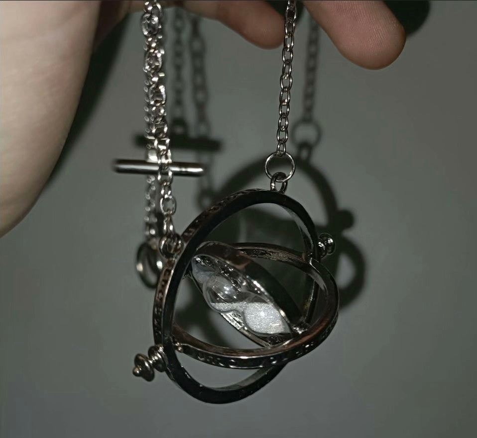 Harry Poter Sand Clock Necklace