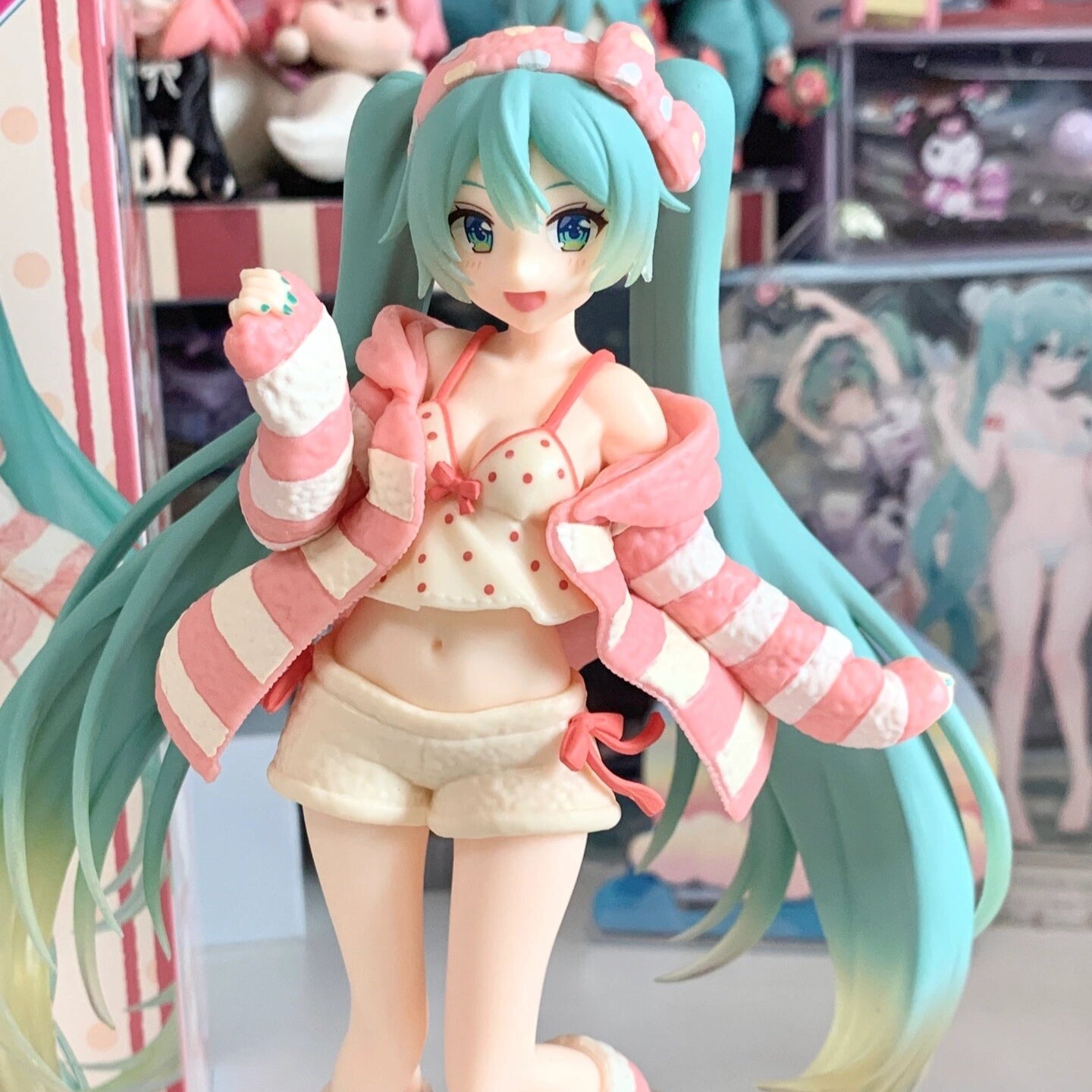 Hatsune Miku Figure Costumes Tracksuit Mega Doll