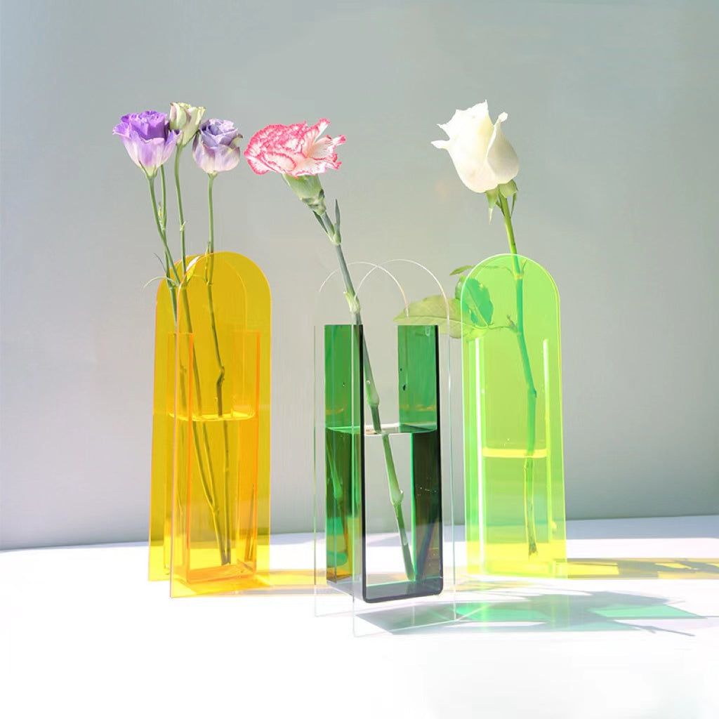 Acrylic multi-color Flower Vase for ages 15+